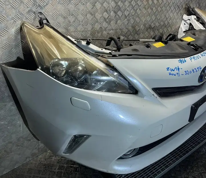 Toyota Prius+ (ZVW40) (2011 - 2018) PRIUSZVW40 Комплект переднего бампера — фото 10