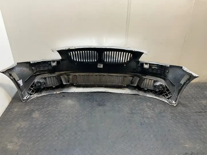 BMW 5 F10 F11 (2009 - 2016) 7905289 Комплект переднего бампера — фото 19