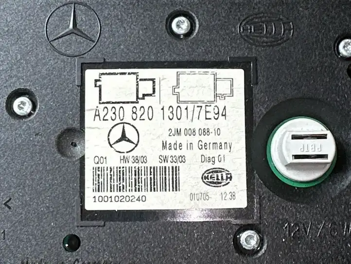 Mercedes-Benz SL R230 (2001 - 2012) A2308201301 Передняя подсветка — фото 1