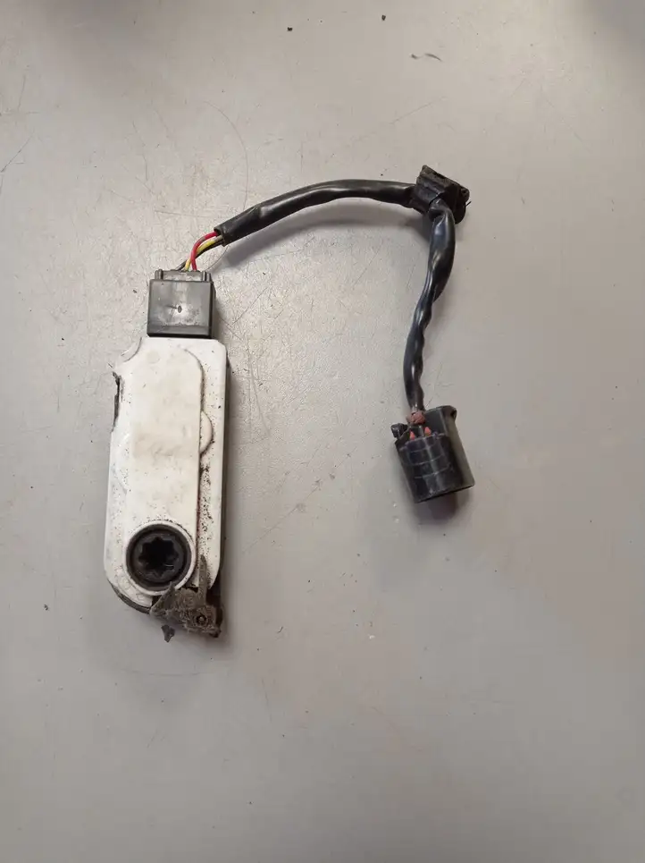 Toyota Sienna XL40 IV (2021 - ) 8894008010 Двигатель задвижки потока воздуха — фото 4