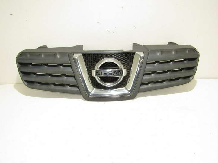 Nissan Navara D40 (2004 - 2015)   Передняя решётка