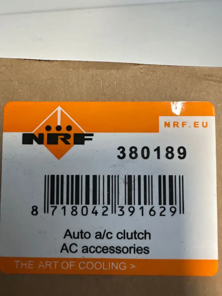 Nissan Note (E11) (2006 - 2014) 380189 Шкив компрессора кондиционера — фото 1