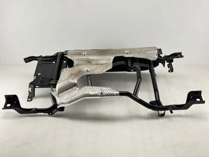 Cupra Formentor (2021 - ) 5WA201677 Кронштейн топливного бака — фото 2