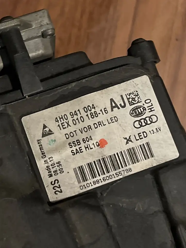 Audi A8 S8 D4 4H (2010 - 2014) 4H0941004 Передняя фара — фото 1
