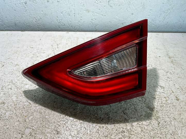 Nissan Maxima (2015 - 2018)  0120580200105042 Задний фонарь в крышке багажника