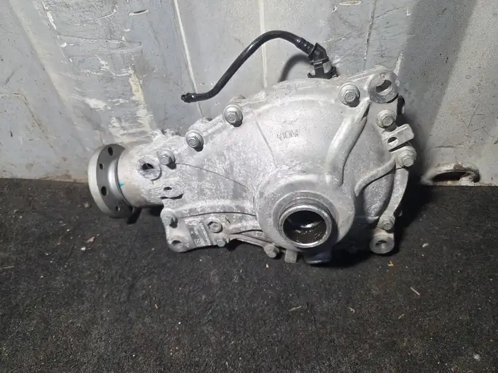 BMW X5 G05 (2018 - ) NG033120746211 Крышка двигателя декоративная — фото 1