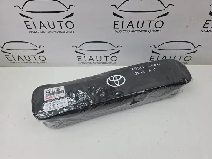 Toyota Yaris Cross (2020 - ) PW02200060 Автомобильная аптечка — фото 1