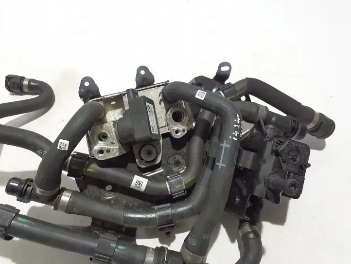 BMW 4 G22 G23 G24 G26 (2020 - ) 5A9C155 Дополнительный радиатор охлаждения — фото 3