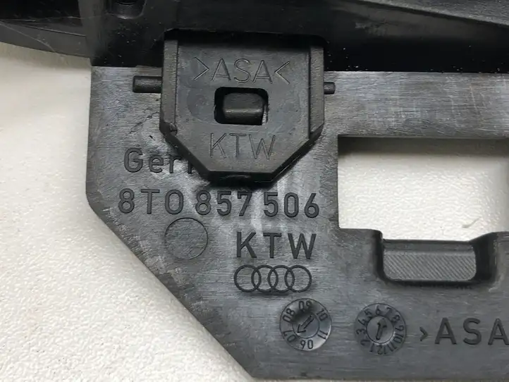Audi A5 8T 8F (2007 - 2011) 8T0035419A Накладка центрального динамика — фото 1