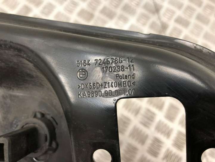 BMW 3 F30 F35 F31 (2012 - 2018)  17023811 Верхняя часть панели радиаторов (телевизора)