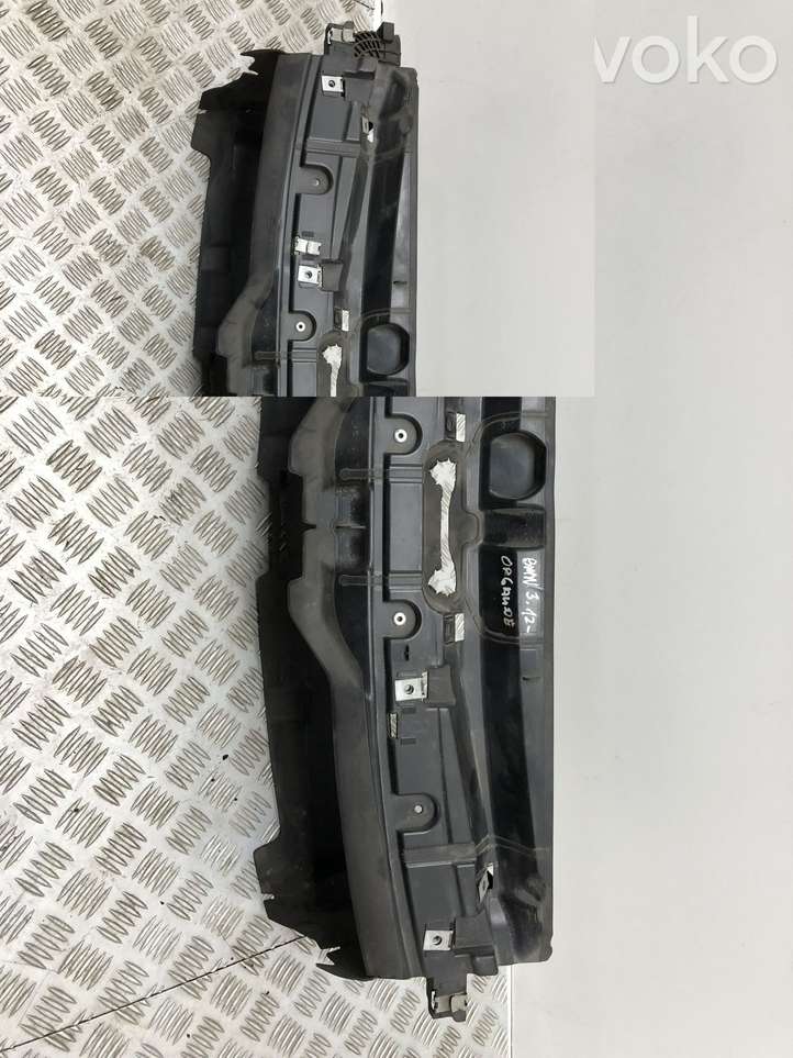 BMW 3 F30 F35 F31 (2012 - 2018)  15677210 Устройство (устройства) для отвода воздуха