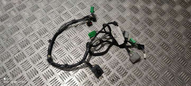 Volvo S60 (2010 - 2013)  31374414 Другой проводник