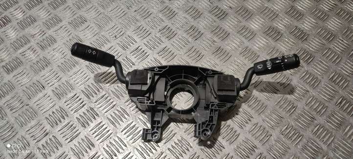 Land Rover Discovery (2009 - 2013)  8H2213N064AA Комплект ручек