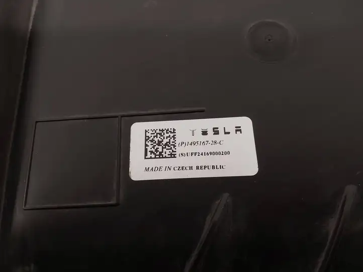 Tesla Model Y (2019 - 2024) 149516728C Комплект микрофильтров воздуха — фото 3