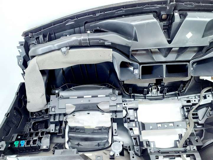 Nissan Qashqai (2013 - 2017)   Панель