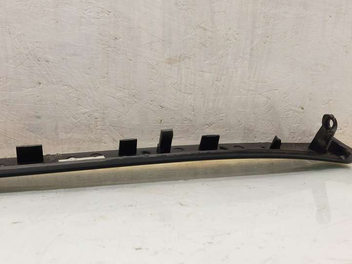 Audi A4 (2000 - 2006)  8E1853190R Другая деталь отделки пере́дней дверей