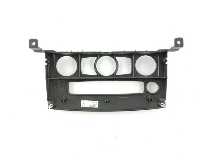 BMW 5 E60 E61 (2004 - 2010)  6976361 Отделка контроля климата / контроля печки