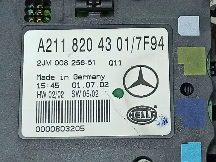 Mercedes-Benz E W211 (2002 - 2009) A2118204301 Передняя подсветка — фото 4