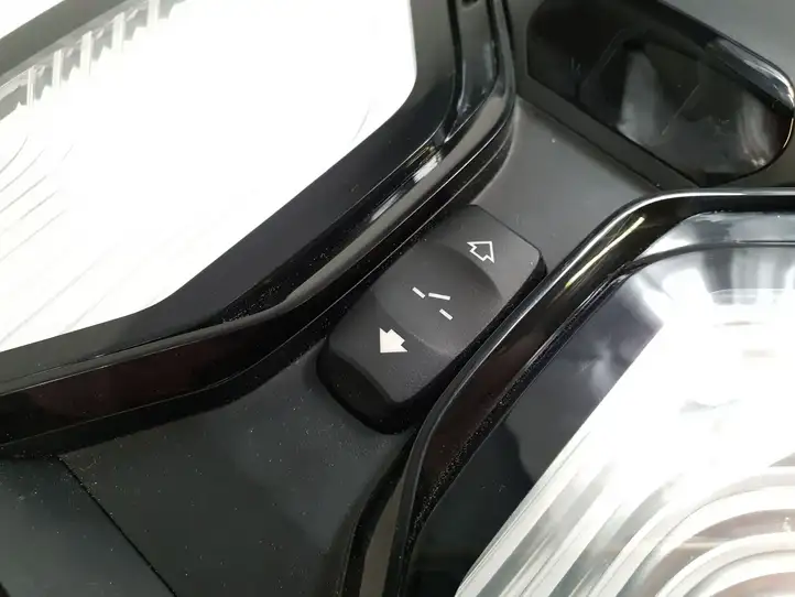 BMW M5 F90 (2017 - 2019) 61319472166 Передняя подсветка — фото 3