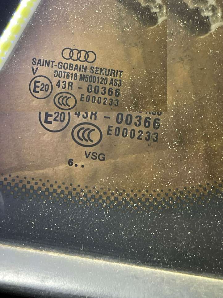 Audi A8 (2005 - 2007)   Заднее боковое стекло кузова