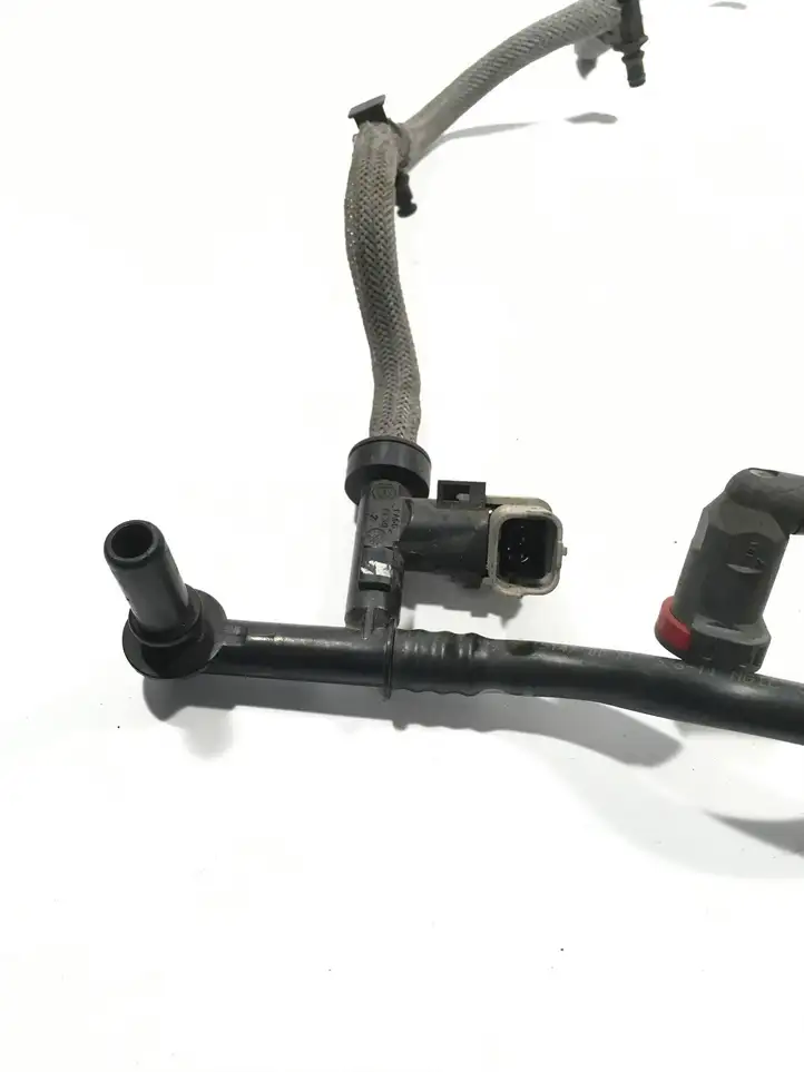 Nissan Qashqai (2010 - 2013) X215147 Шланг обратки топлива — фото 2