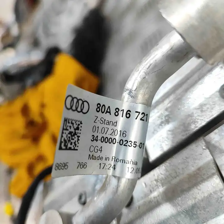 Audi Q5 SQ5 (2017 - ) 80A820196 Расширительный клапан кондиционера — фото 2