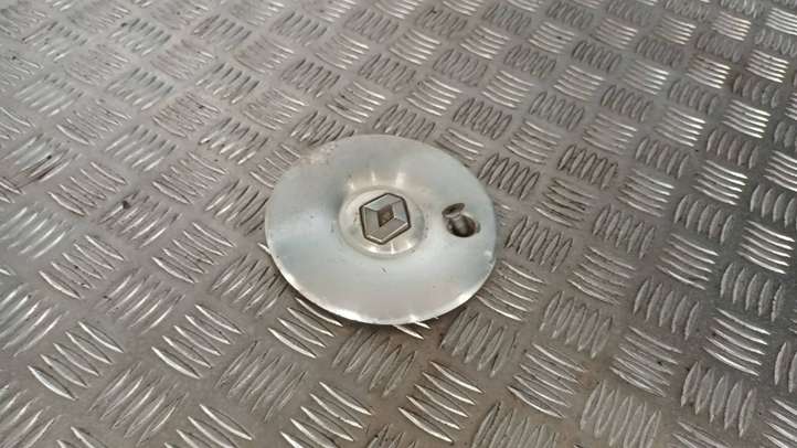 Renault Laguna (2005 - 2007)  8200052357 Заводская крышка (крышки) от центрального отверстия колеса