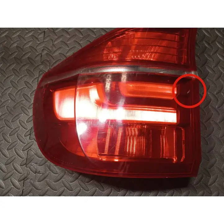 BMW X5M E70 (2010 - 2013) 7227793 Задний фонарь в крышке багажника — фото 4