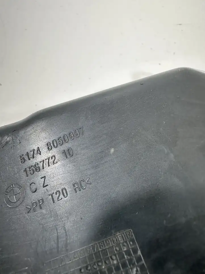 BMW 1 F20 F21 (2011 - 2019) 8050997 Воздуховод охлаждения тормозов — фото 3