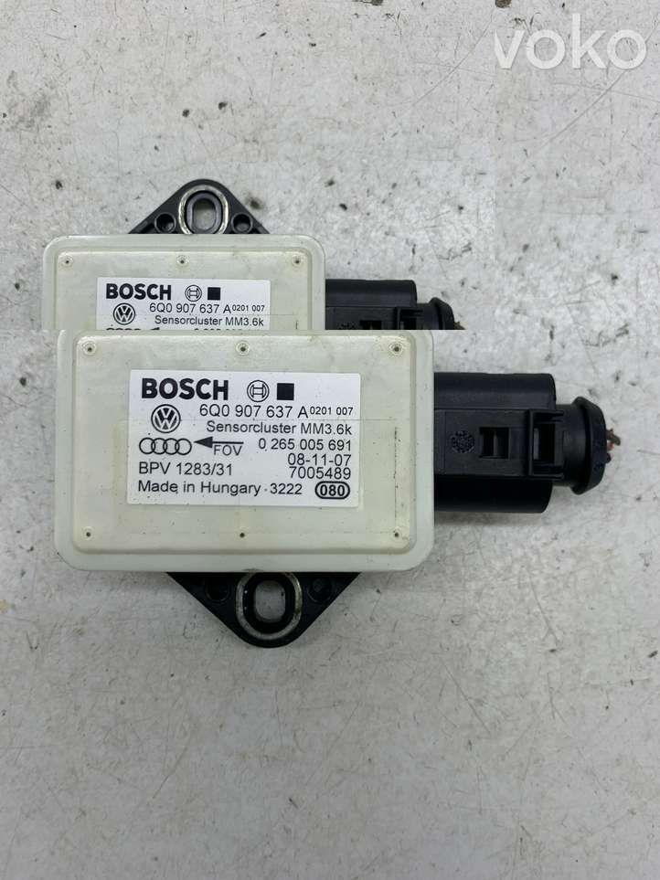 Skoda Roomster (2006 - 2010)  6Q0907637A Датчик ESP (системы стабильности) (датчик курсовой устойчивости))