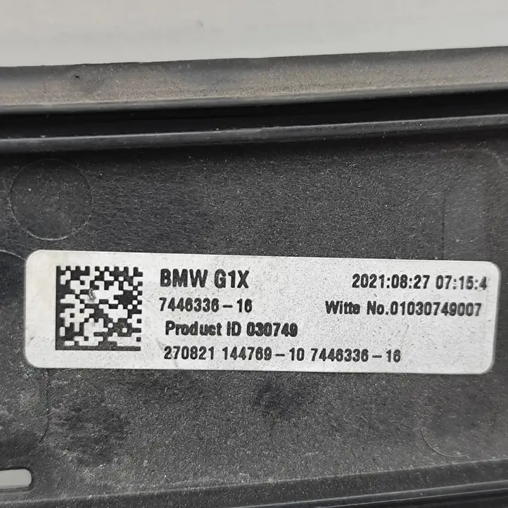 BMW M8 F91 F92 G14 G15 (2019 - ) 7446336 Подсветка номера — фото 4