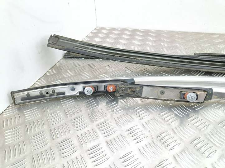 Mercedes-Benz E W212 (2009 - 2016)  A2126903182 Звукоизоляция крыши