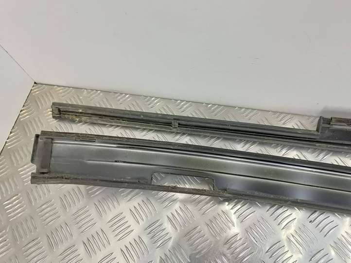 Mercedes-Benz E W212 (2009 - 2016)  A2126903182 Звукоизоляция крыши