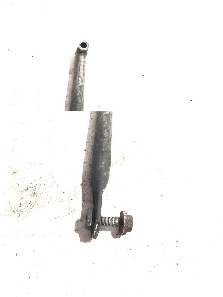 Audi Q5 (2008 - 2012)  03G145535E Другая деталь отсека двигателя