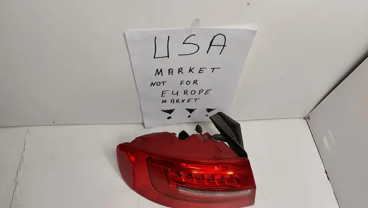 Audi (2015 - ) 8K5945095AD Отделка (ленточка) заднего фонаря — фото 1