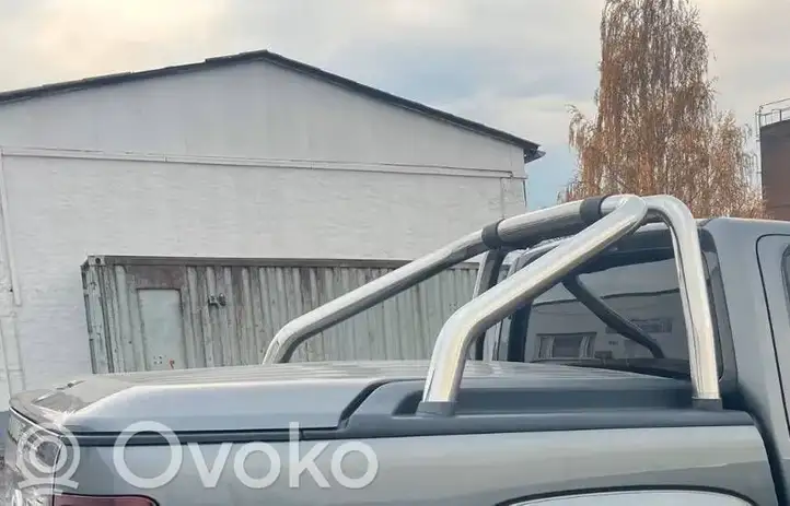 Volkswagen Amarok (2016 - 2023) Жалюзи кузова — фото 2