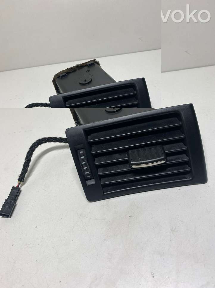 Audi A4 (2000 - 2006)  8E0820902F Боковая воздушный дефлектор