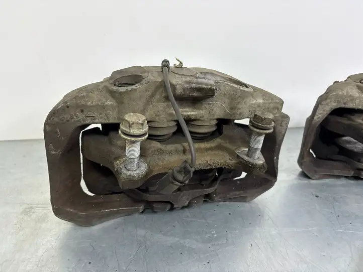 Audi A6 C7 (2011 - 2014) 4G0615123F Тормозной суппорт передний — фото 14