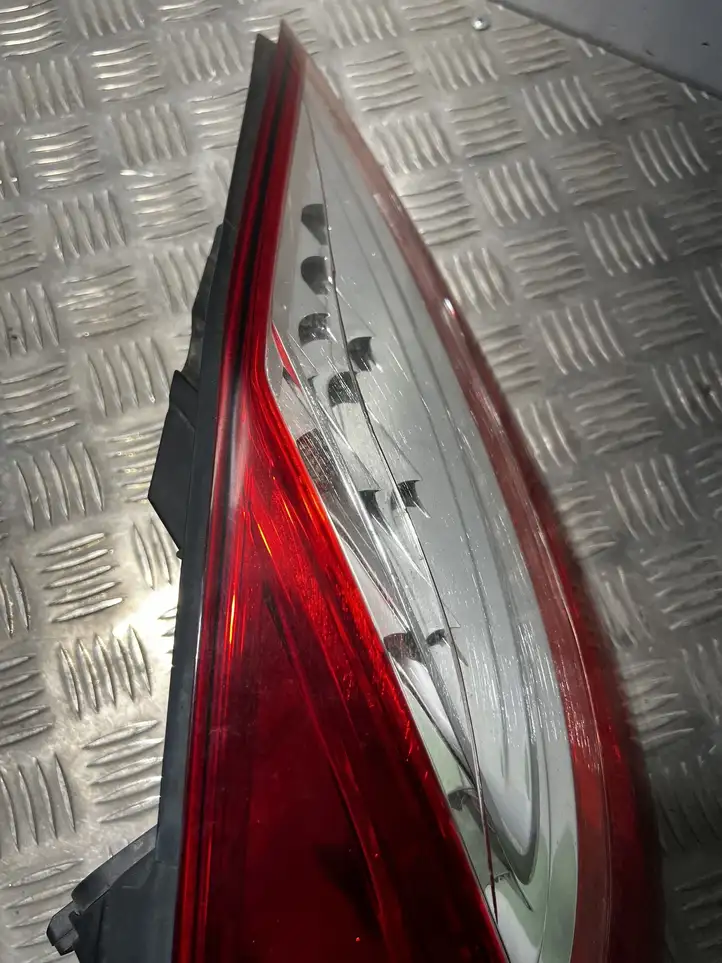 Porsche Panamera (970) (2009 - 2013) 97063141603 Задний фонарь в кузове — фото 3
