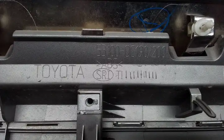 Toyota (2010 - ) 531000C190 Передняя решетка — фото 2