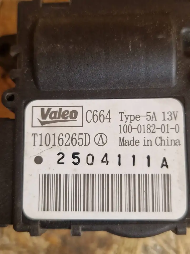 Alfa Romeo Giulietta (2010 - ) T1016265D Двигатель задвижки потока воздуха — фото 1