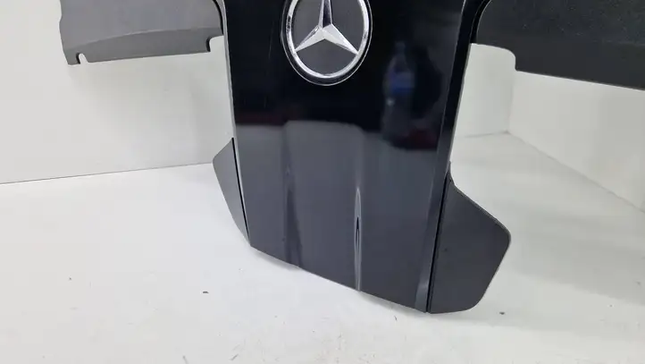 Mercedes-Benz (2024 - ) A1770106911 Крышка двигателя декоративная — фото 1