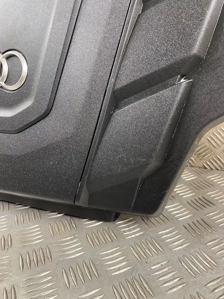 Audi Q7 4M (2015 - ) 4M0133849T Крышка двигателя декоративная — фото 3