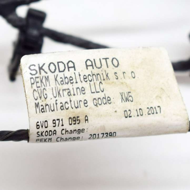 Skoda Fabia Mk3 (NJ) (2015 - 2021)  6V0971095A Проводка датчиков парковки