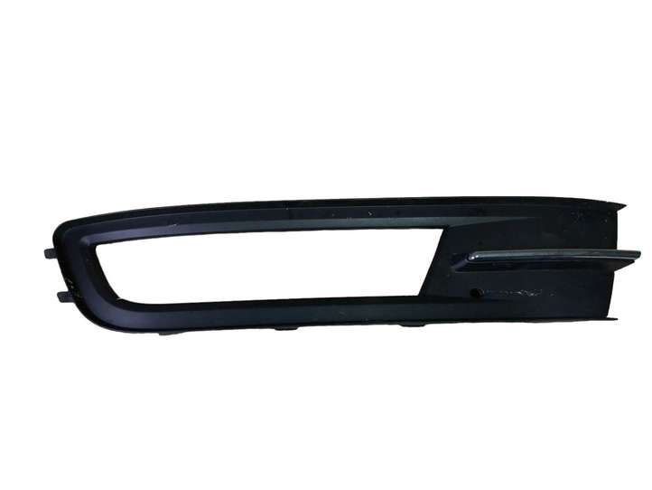 Volkswagen PASSAT B8 (2015 - )  3G0854661 Нижняя решётка (из трех частей)