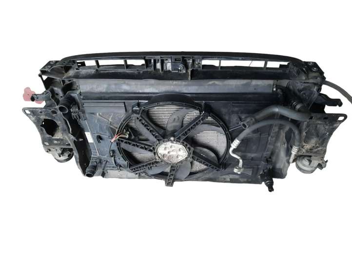 Volkswagen PASSAT B8 (2015 - )  5Q0121203CN Панель
