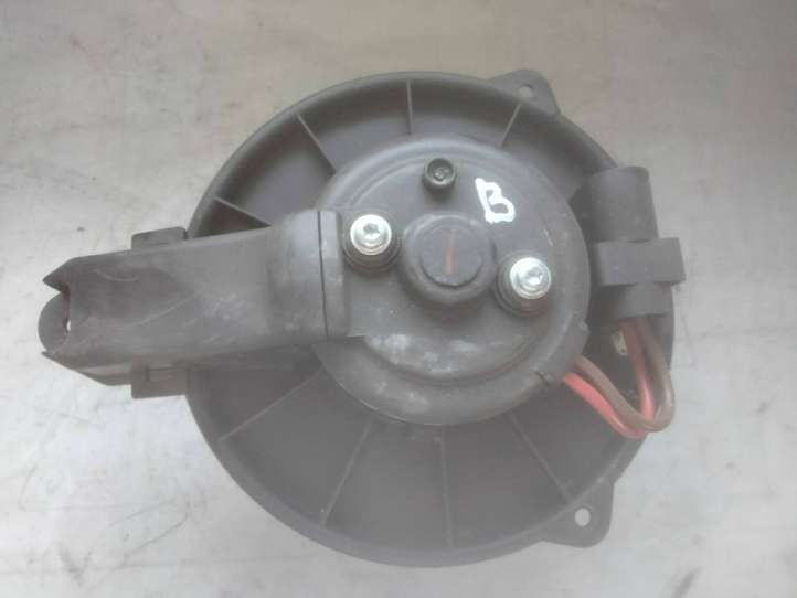 Audi A6 (1997 - 2001)  4B1820021B Вентилятор печки