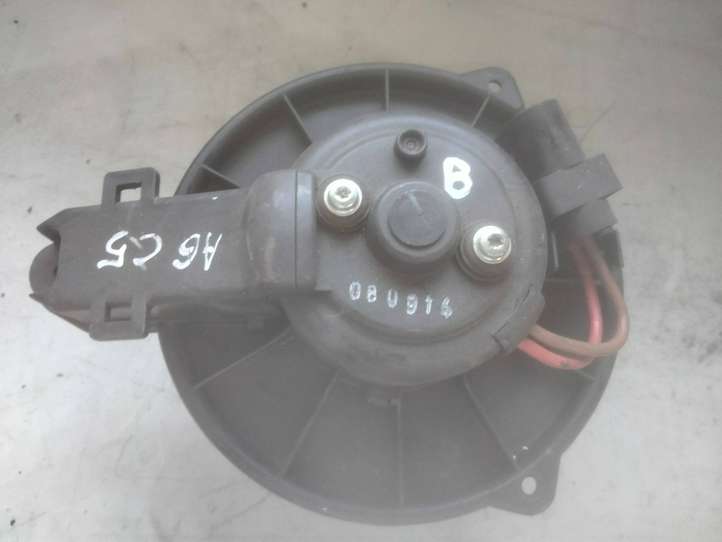 Audi A6 (1997 - 2001)  4B1820021B Вентилятор печки