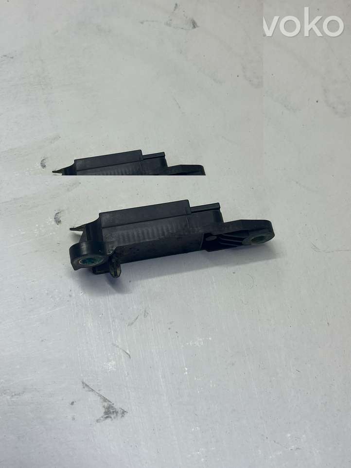 Mercedes-Benz C W203 (2000 - 2007)  0018204426 Датчик удара надувных подушек