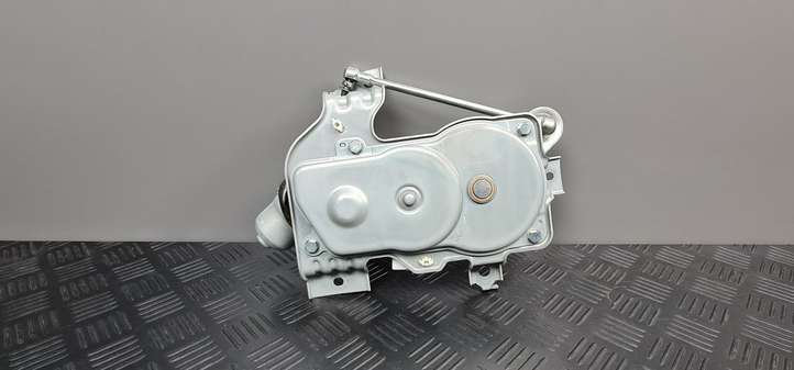 Honda Accord (2008 - 2016)  L3569410C Притягиватель задней крышки